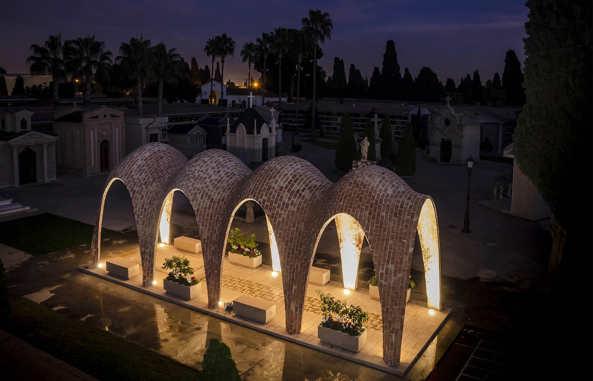 陶瓷拱顶索里亚诺Manzanet家族的Chapel由Vegas＆Milito建筑师，维拉真实，西班牙